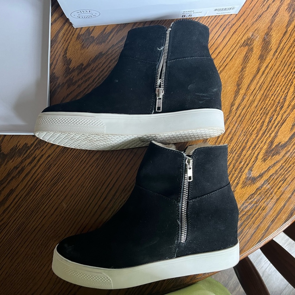 Steve Madden wedge